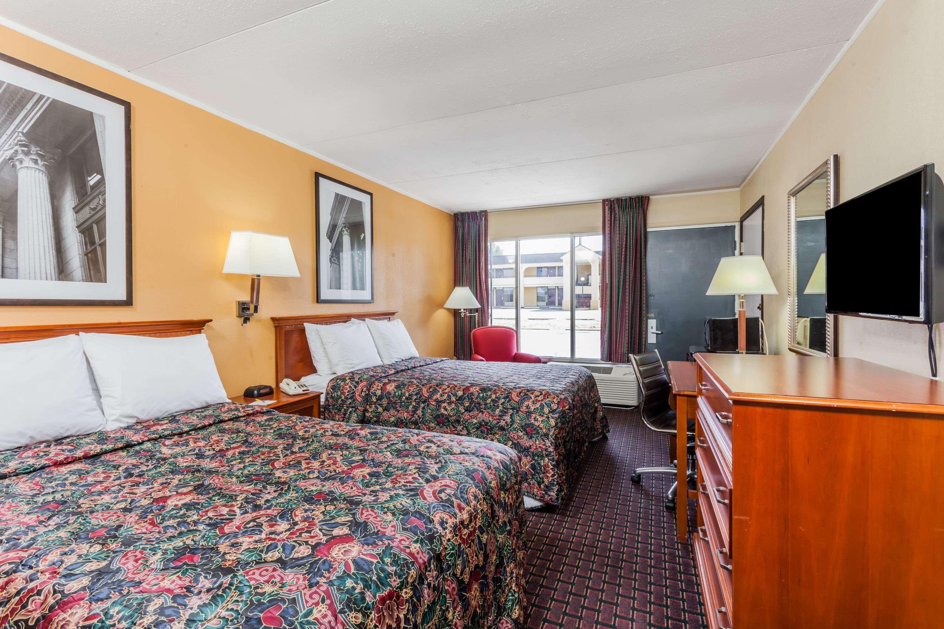 Days Inn Seymour Dış mekan fotoğraf